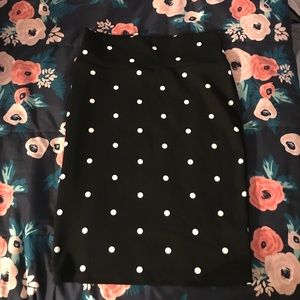 LuLaRoe Medium Cassie black with white polka dots